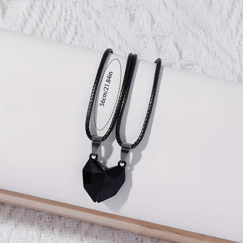 â±ï¸ Stylish Couple Watch Set + Magnetic Heart Necklace â€“ A Perfect Gift for Love & Friendship ðŸ’–